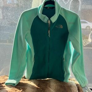 The North Face Khumbu Fleece Full
Zip Jacket Long Sleeve Seafoam Green S